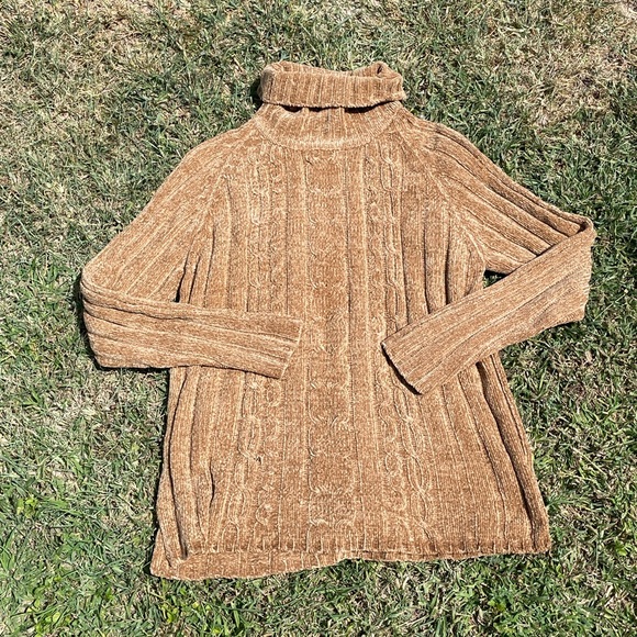 Vintage acrylic soft turtleneck sweater - Picture 6 of 15
